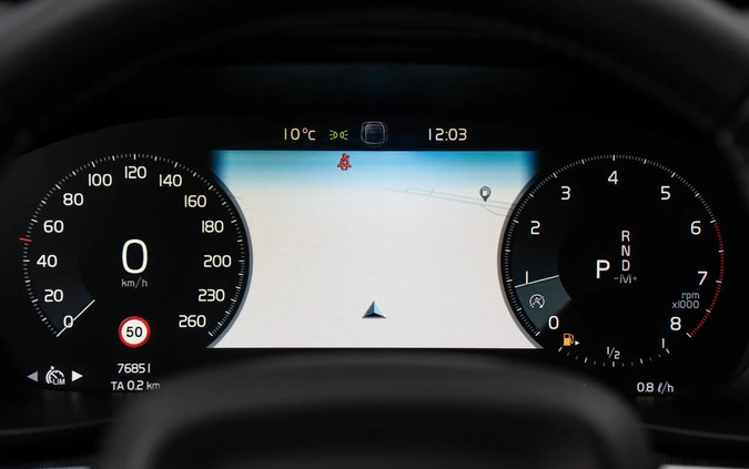 Volvo XC 40 cena 129900 przebieg: 76700, rok produkcji 2018 z Byczyna małe 781